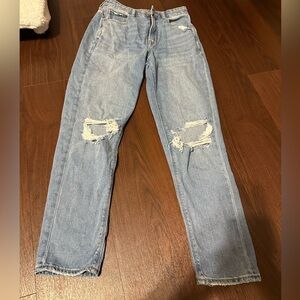 American Eagle women’s jeans